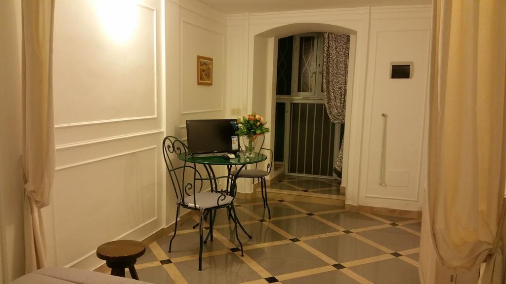 Suite Calefati "Monolocale" Бари Екстериор снимка