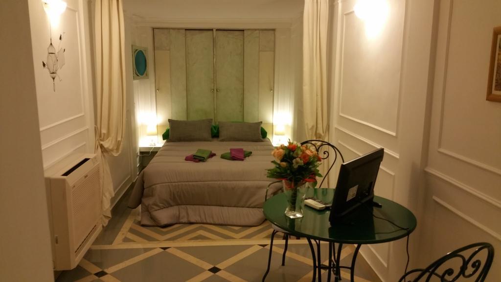 Suite Calefati "Monolocale" Бари Екстериор снимка